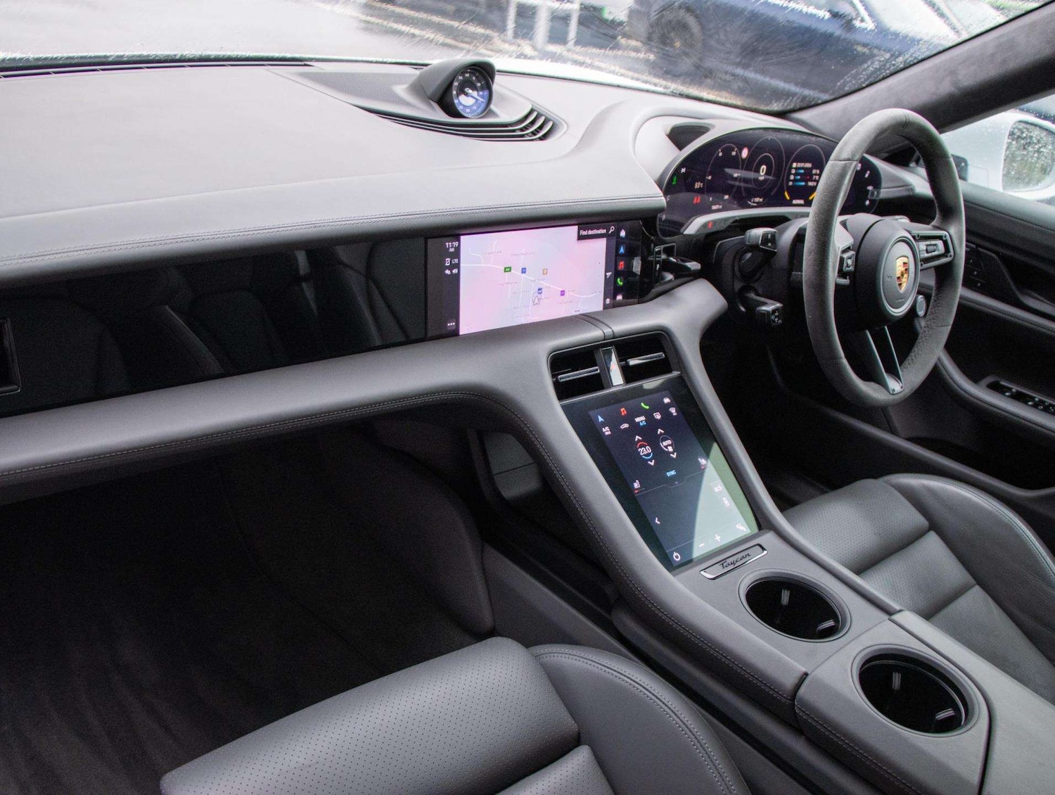 Used Porsche Taycan 2022 for sale - 77333866: Photo 10