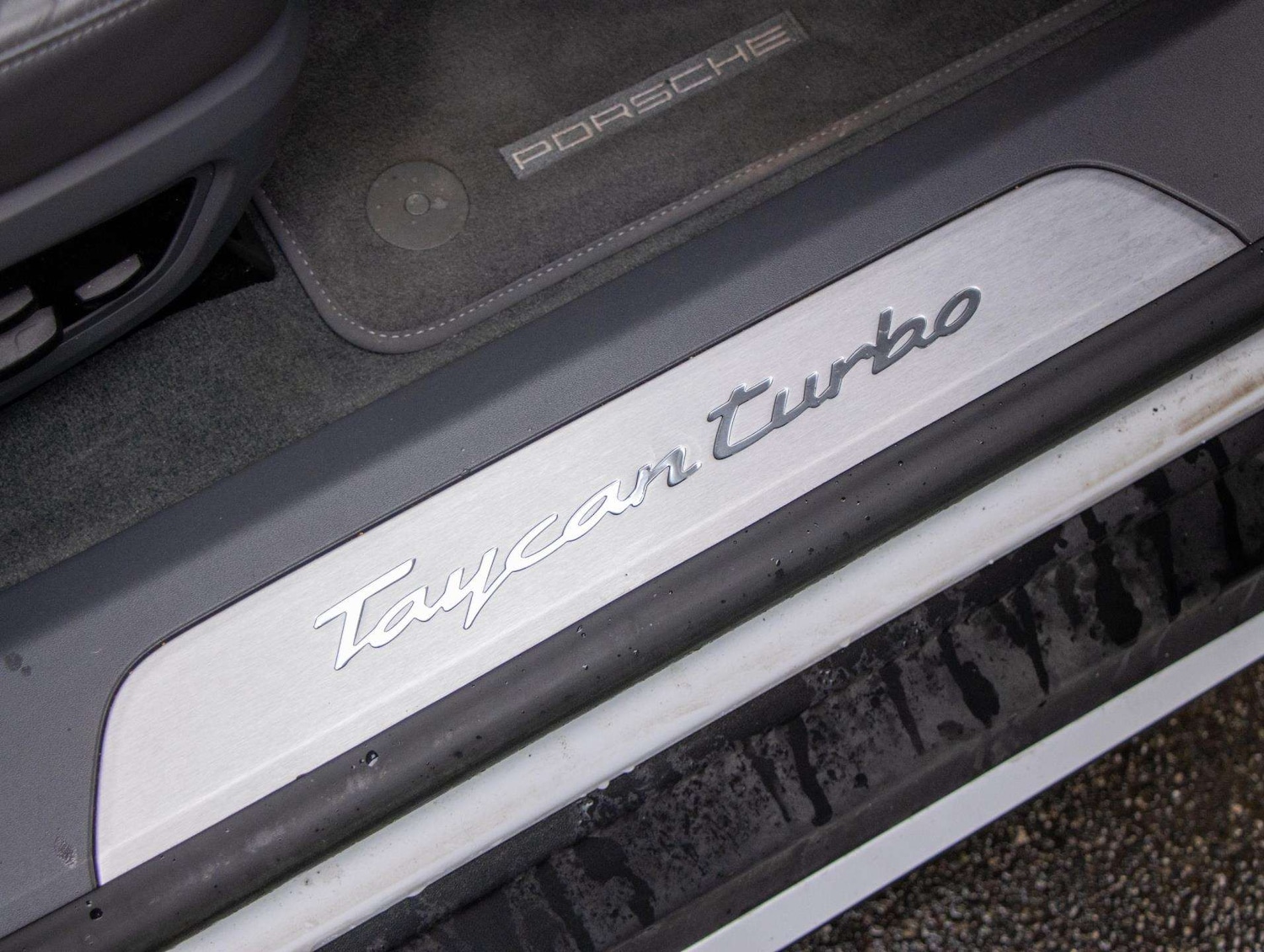 Used Porsche Taycan 2022 for sale - 77333866: Photo 16