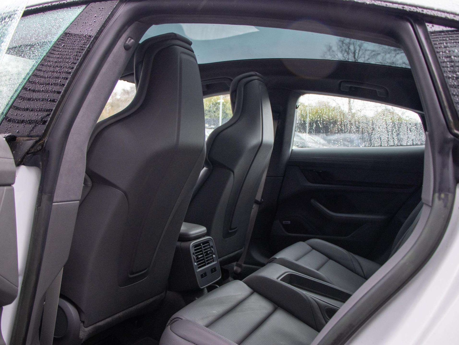 Used Porsche Taycan 2022 for sale - 77333866: Photo 27