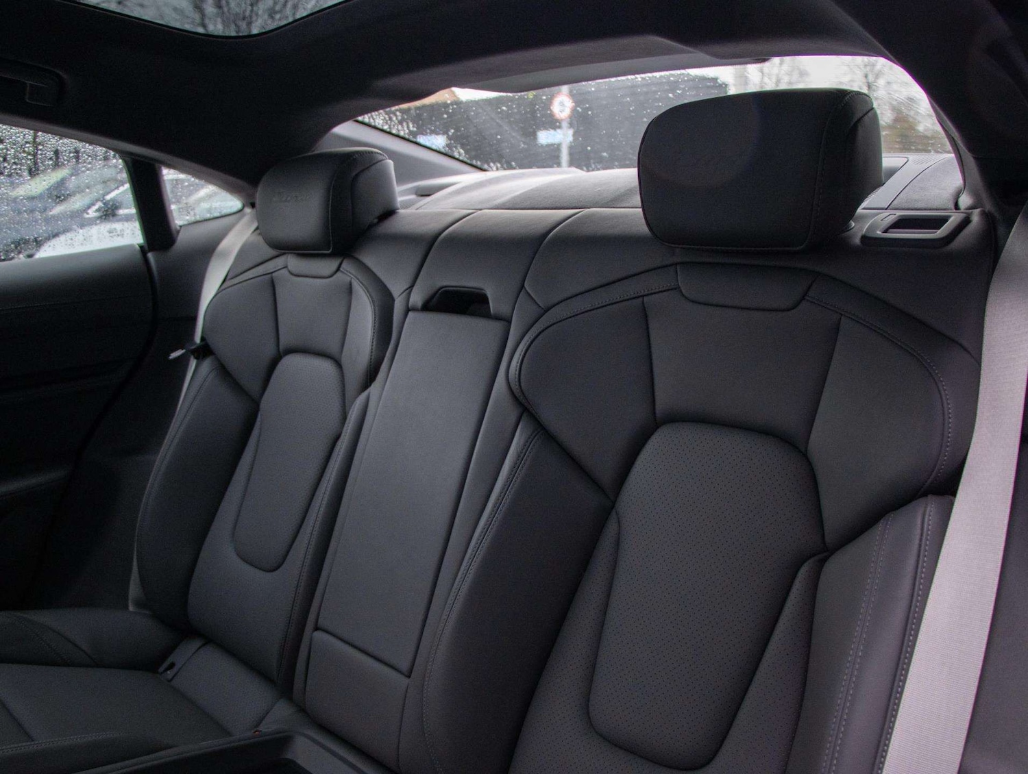 Used Porsche Taycan 2022 for sale - 77333866: Photo 28