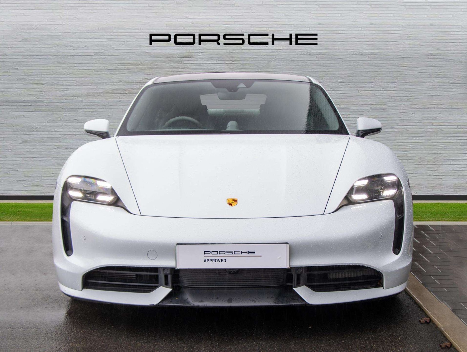 Used Porsche Taycan 2022 for sale - 77333866: Photo 6