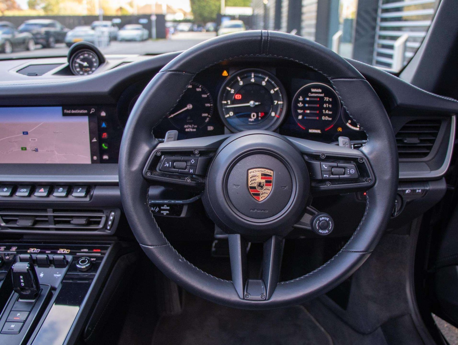 Used Porsche 911 2024 for sale - 76401381: Photo 14