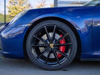 Used Porsche 911 2024 for sale - 76401381: Photo