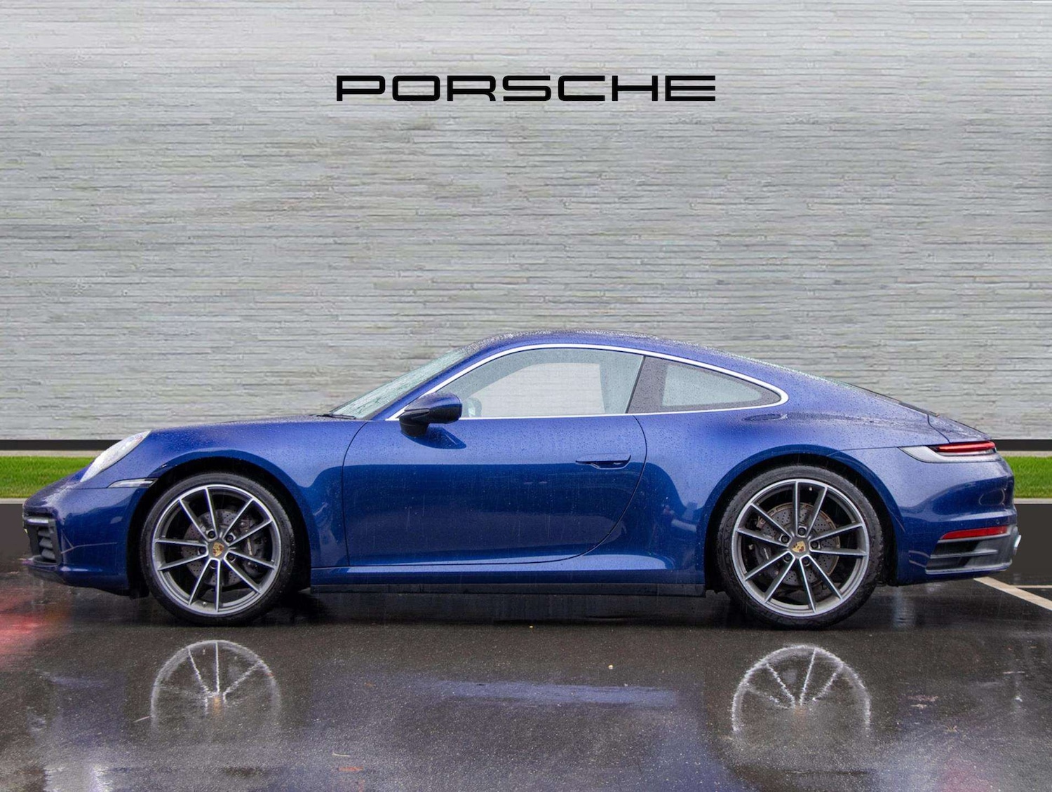 Used Porsche 911 2023 for sale - 77219660: Photo 2