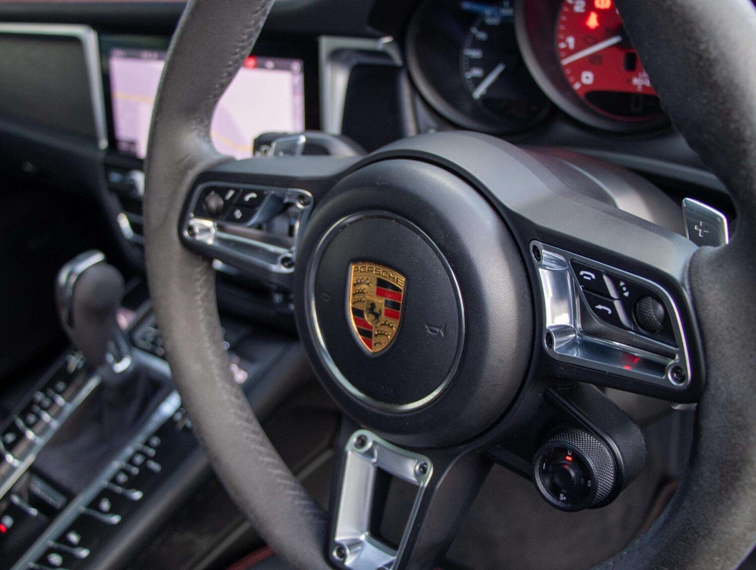 Used Porsche Macan 2021 for sale - 76624611: Photo 14