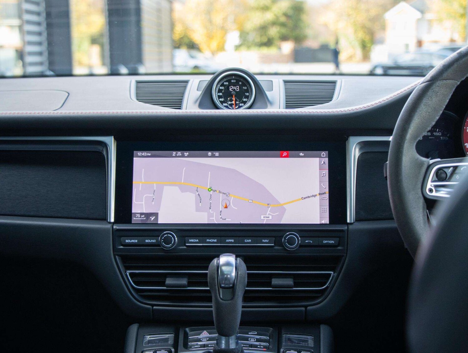 Used Porsche Macan 2021 for sale - 76624611: Photo 26