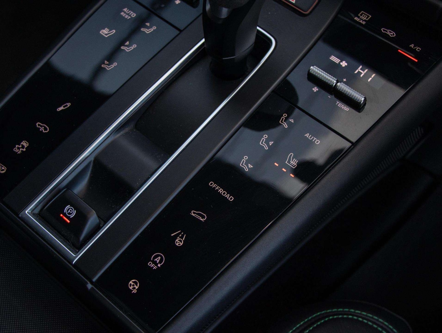 Used Porsche Macan 2022 for sale - 76421098: Photo 12