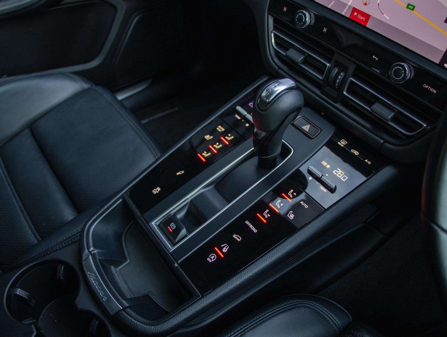 Used Porsche Macan 2022 for sale - 77123461: Photo 11