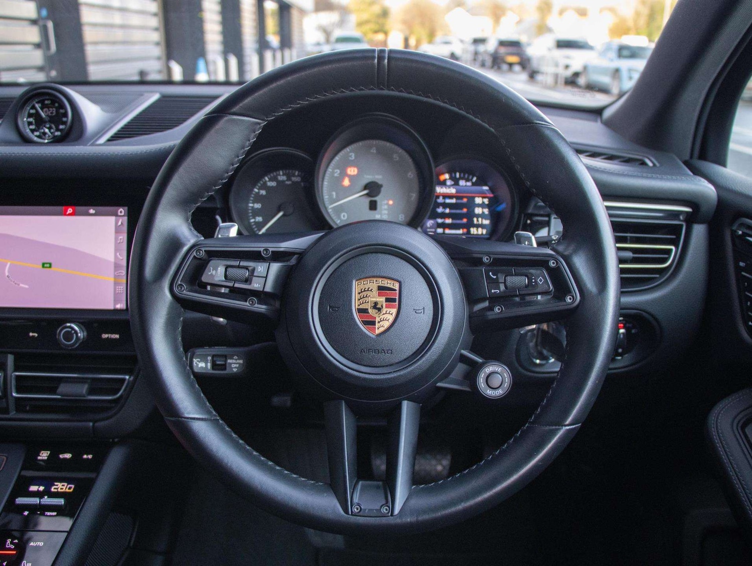 Used Porsche Macan 2022 for sale - 77123461: Photo 14