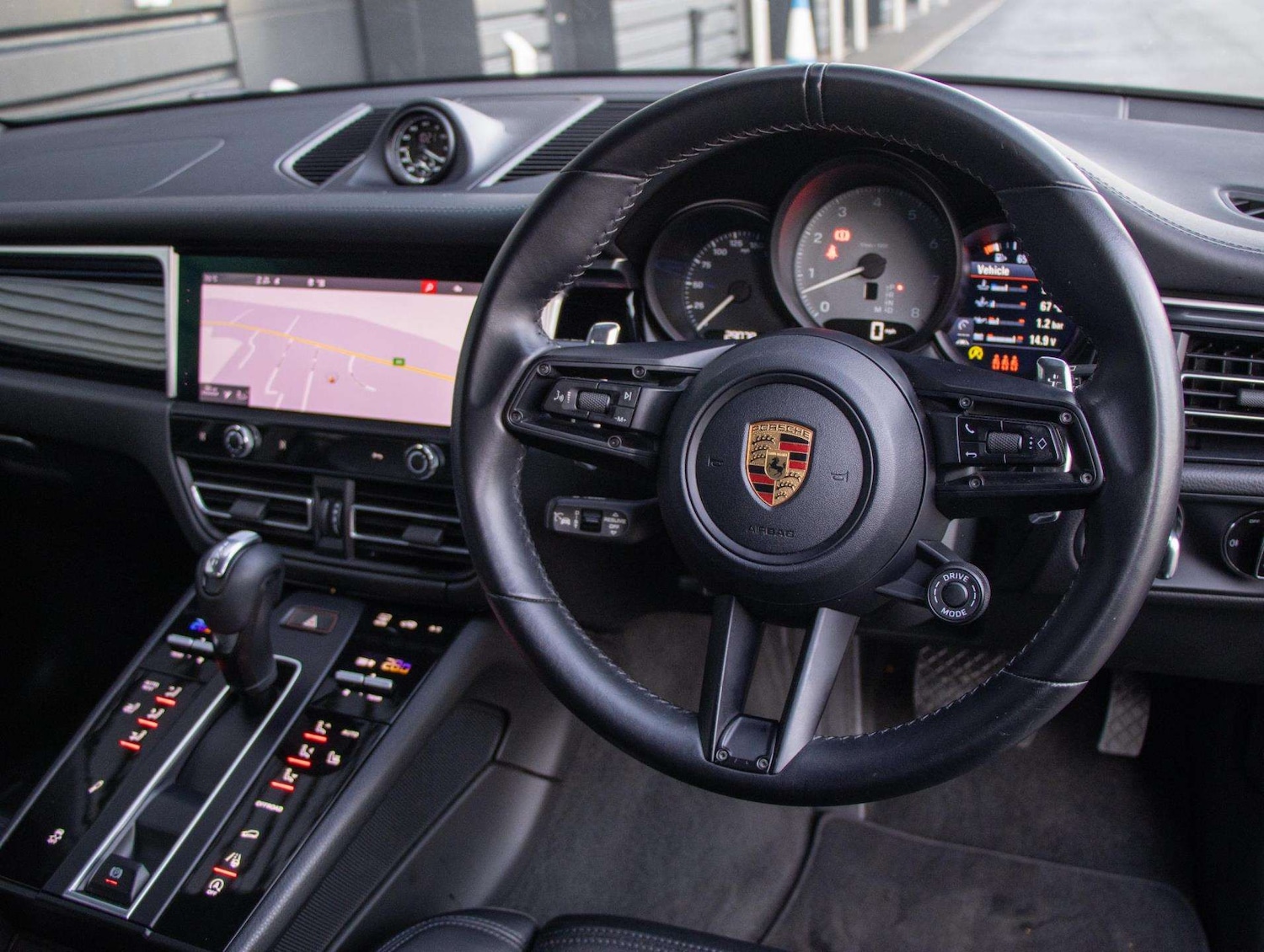 Used Porsche Macan 2022 for sale - 77123461: Photo 9