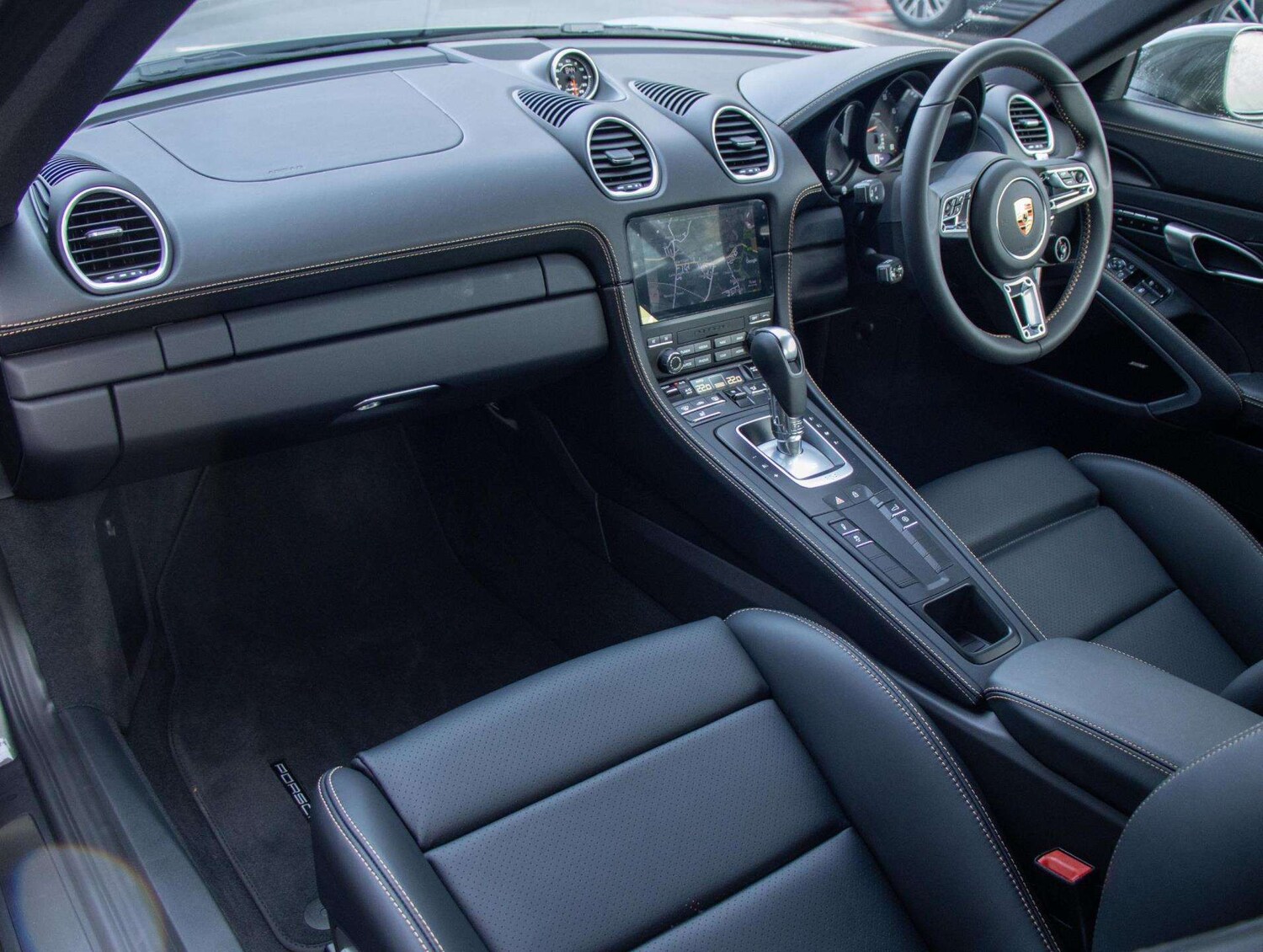 Used Porsche Other 2025 for sale - 76075503: Photo 10