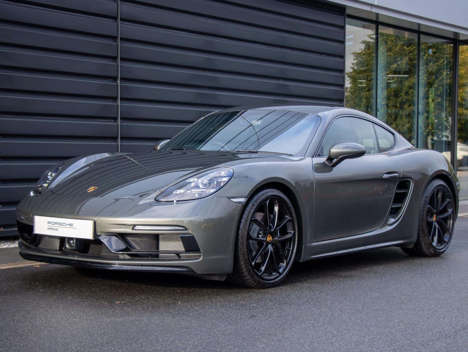 Used Porsche Other 2025 for sale - 76075503: Photo 17