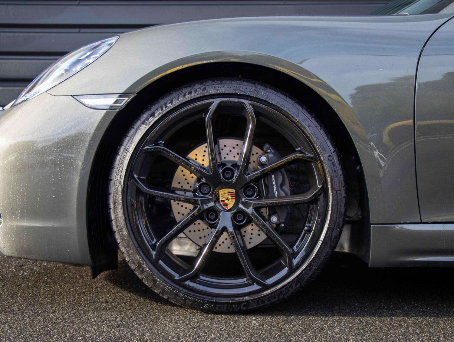 Used Porsche Other 2025 for sale - 76075503: Photo 4