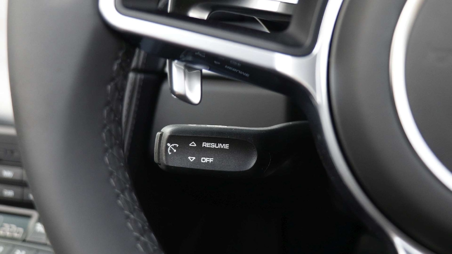 Used Porsche Boxster 2025 for sale - 76661917: Photo 19