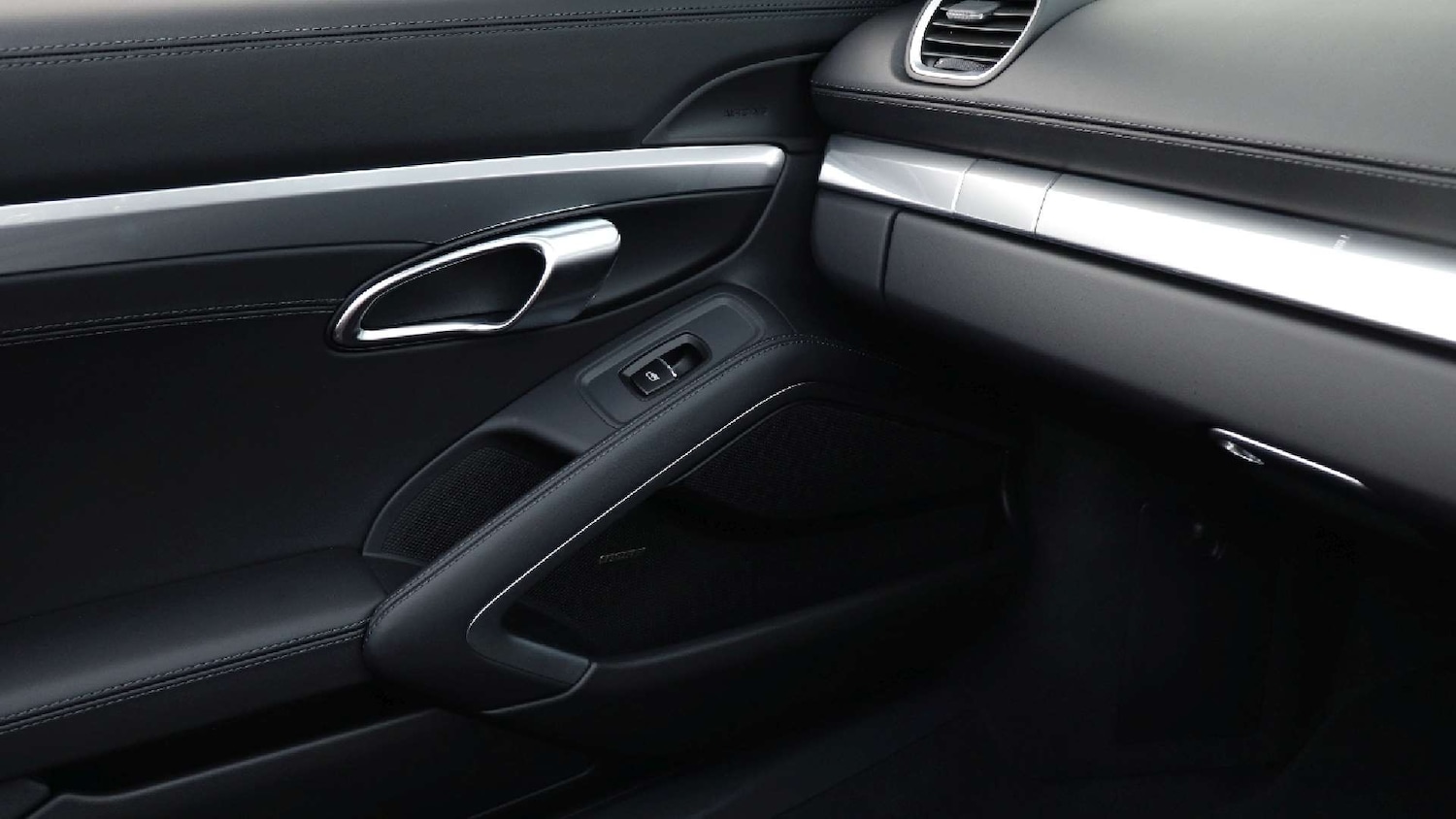 Used Porsche Boxster 2025 for sale - 76661917: Photo 21