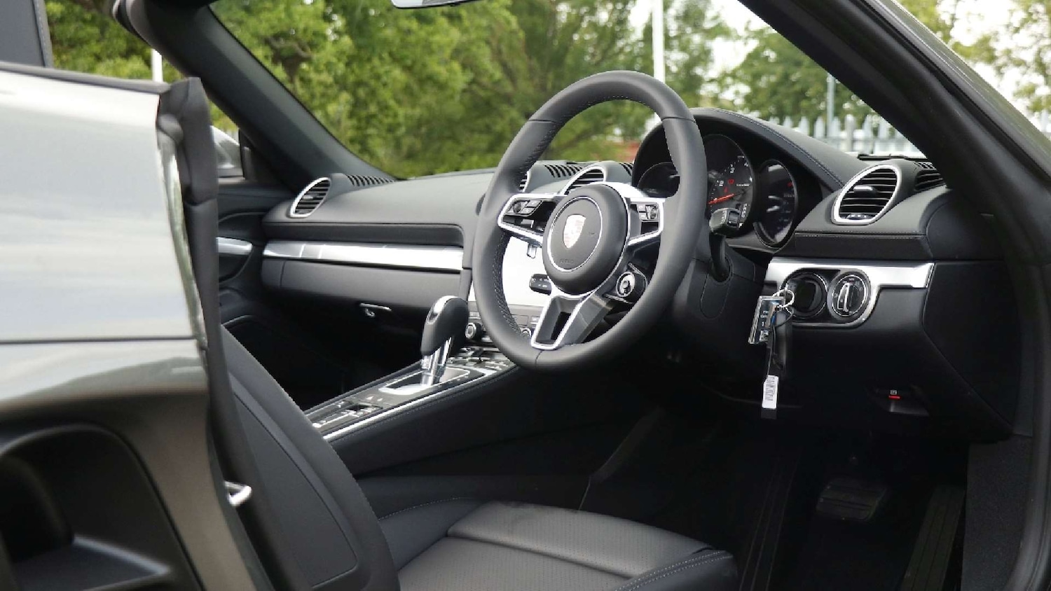 Used Porsche Boxster 2025 for sale - 76661917: Photo 24