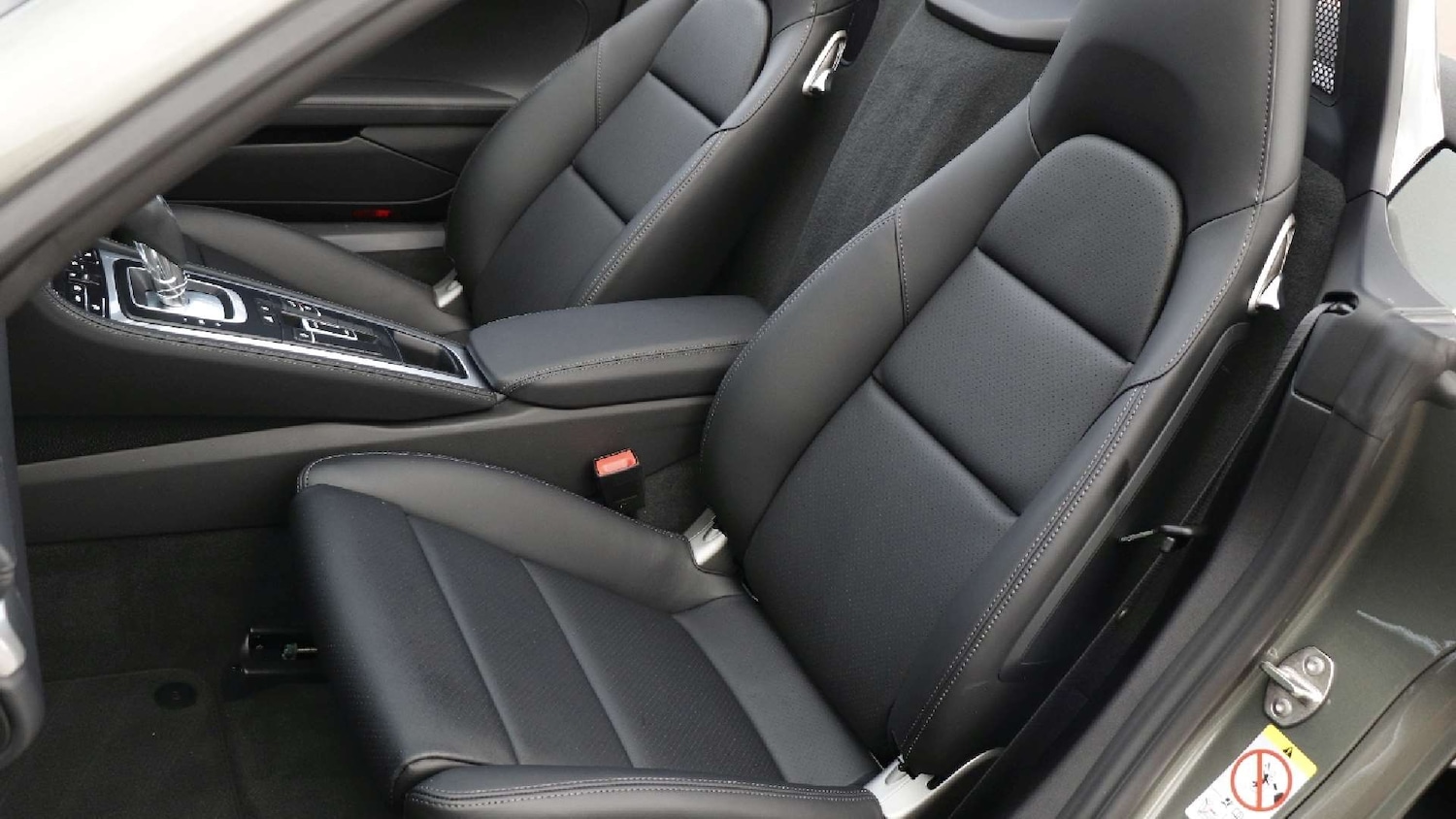 Used Porsche Boxster 2025 for sale - 76661917: Photo 28