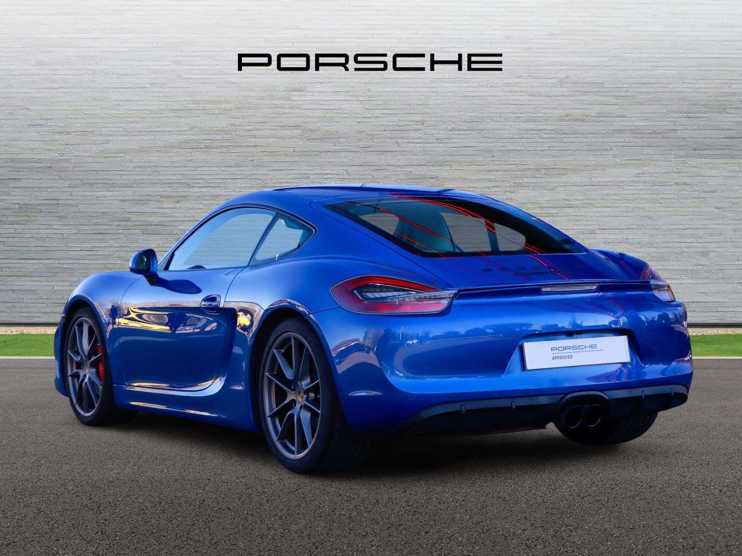 Used Porsche Cayman 2015 for sale - 78187951: Photo 2