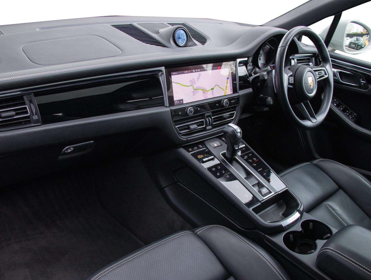 Used Porsche Macan 2023 for sale - 77011031: Photo 10