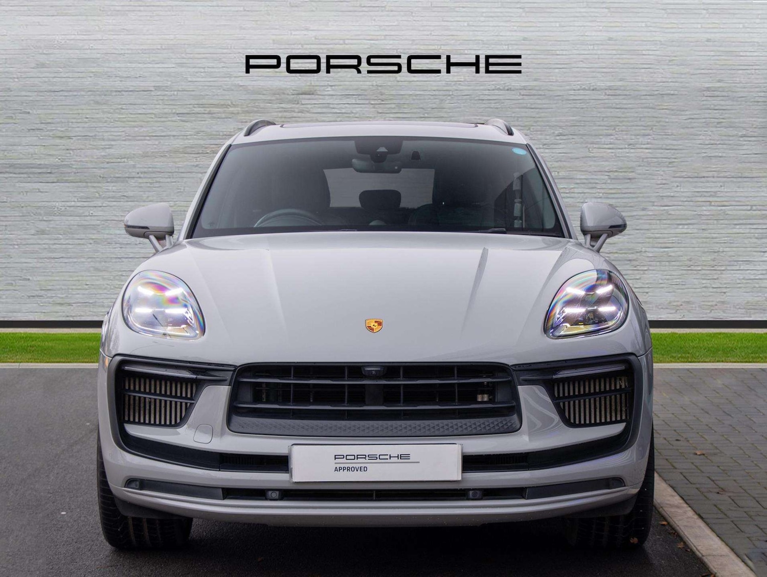 Used Porsche Macan 2023 for sale - 77011031: Photo 6