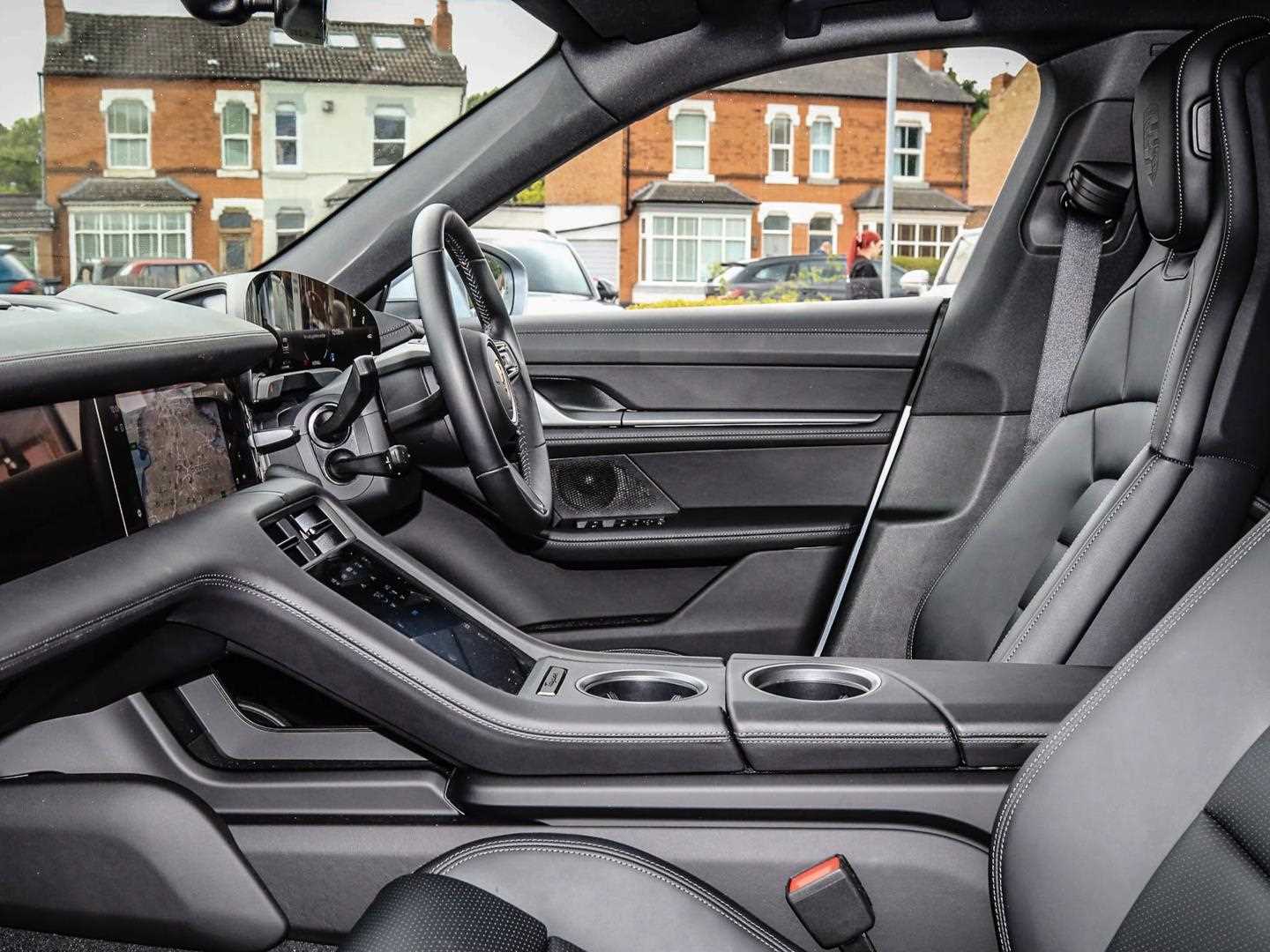 Used Porsche Taycan 2024 for sale - 77827297: Photo 12