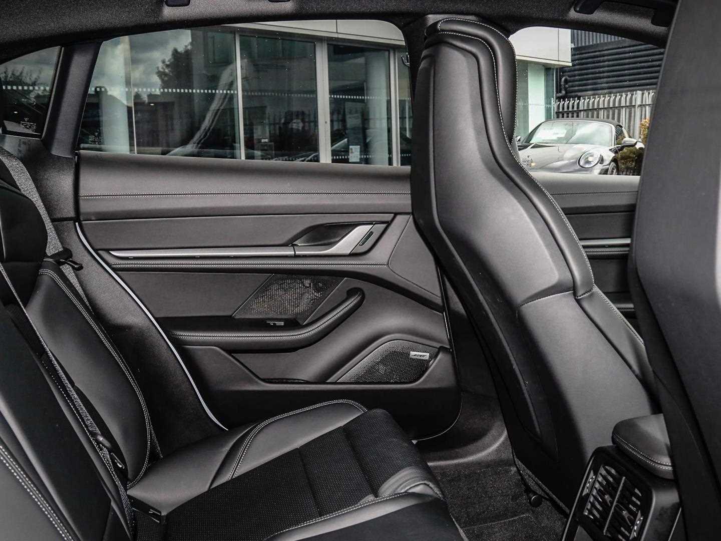 Used Porsche Taycan 2024 for sale - 77827297: Photo 13