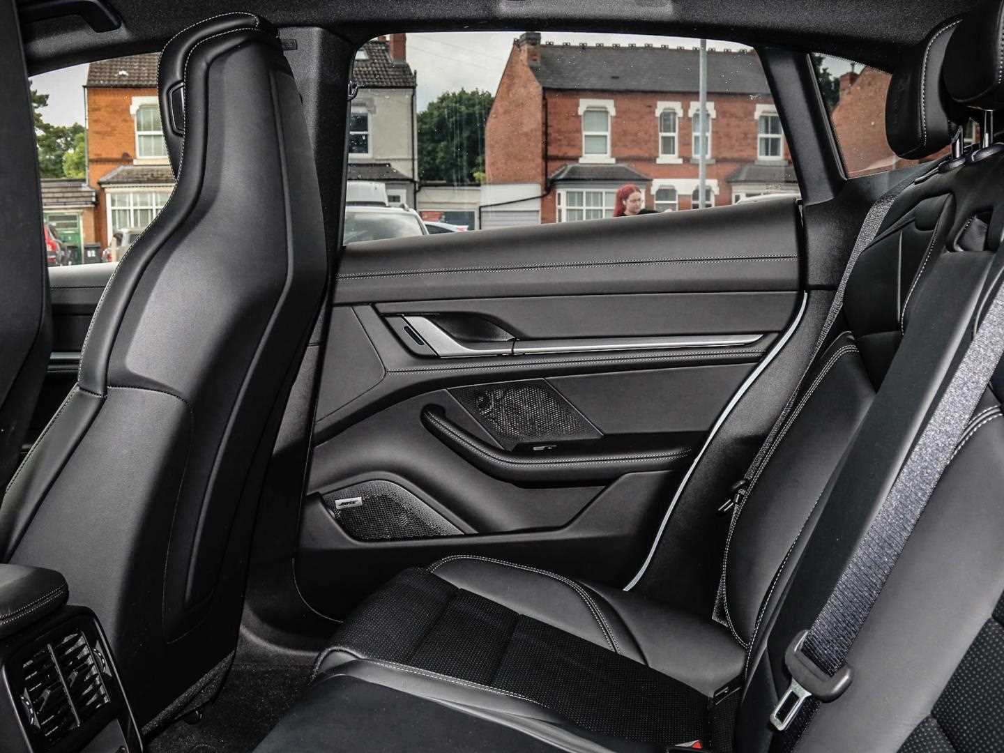 Used Porsche Taycan 2024 for sale - 77827297: Photo 14