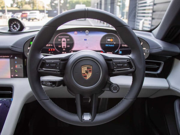 Used Porsche Taycan 2024 for sale - 76310688: Photo 11