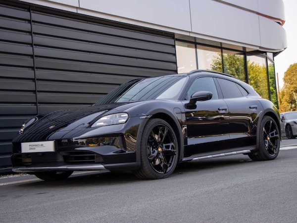 Used Porsche Taycan 2024 for sale - 76310688: Photo 17