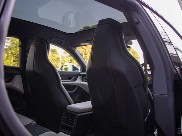 Used Porsche Taycan 2024 for sale - 76310688: Photo 24