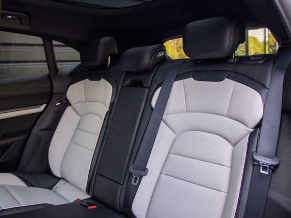 Used Porsche Taycan 2024 for sale - 76310688: Photo 25