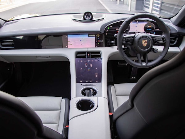 Used Porsche Taycan 2024 for sale - 76310688: Photo 27