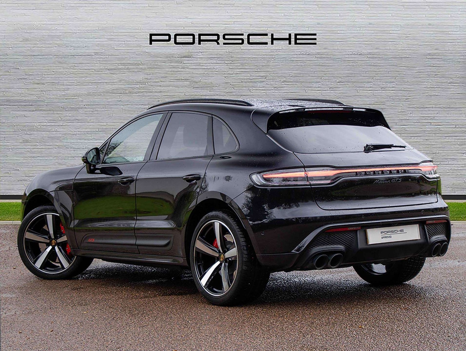 Used Porsche Macan for sale - 76648901: Photo 3
