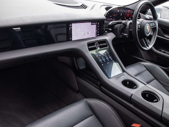 Used Porsche Taycan 2023 for sale - 79611027: Photo
