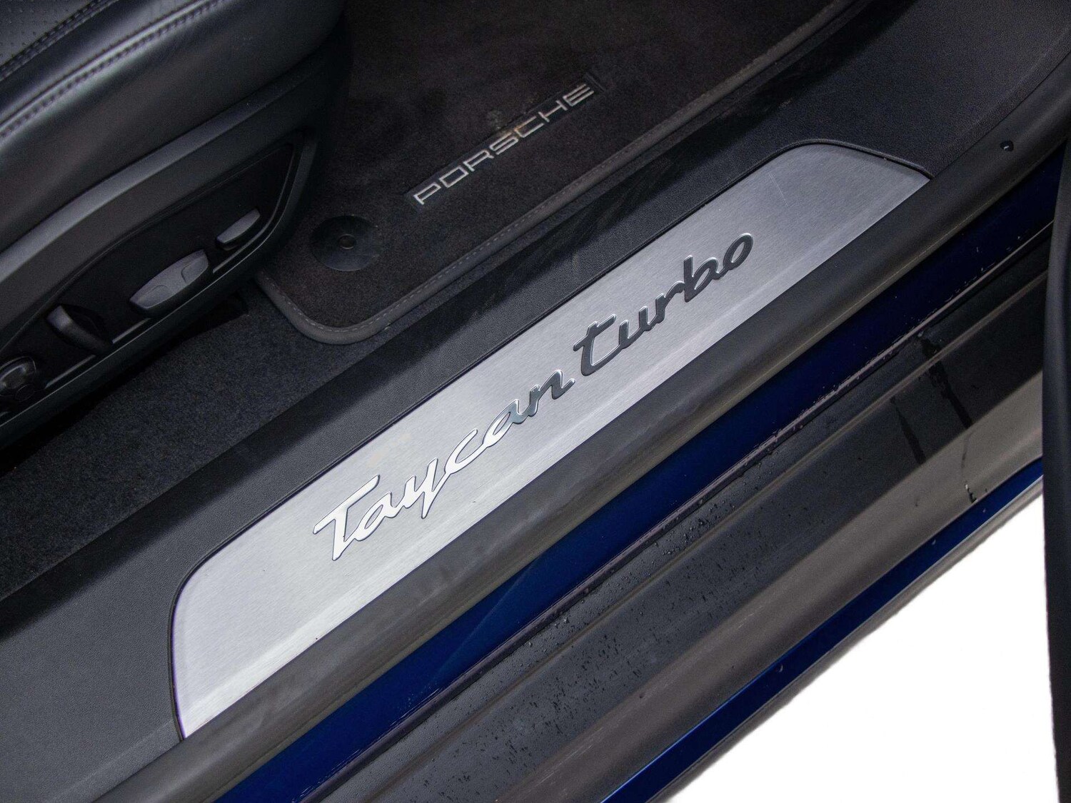 Used Porsche Taycan 2022 for sale - 78024355: Photo 18