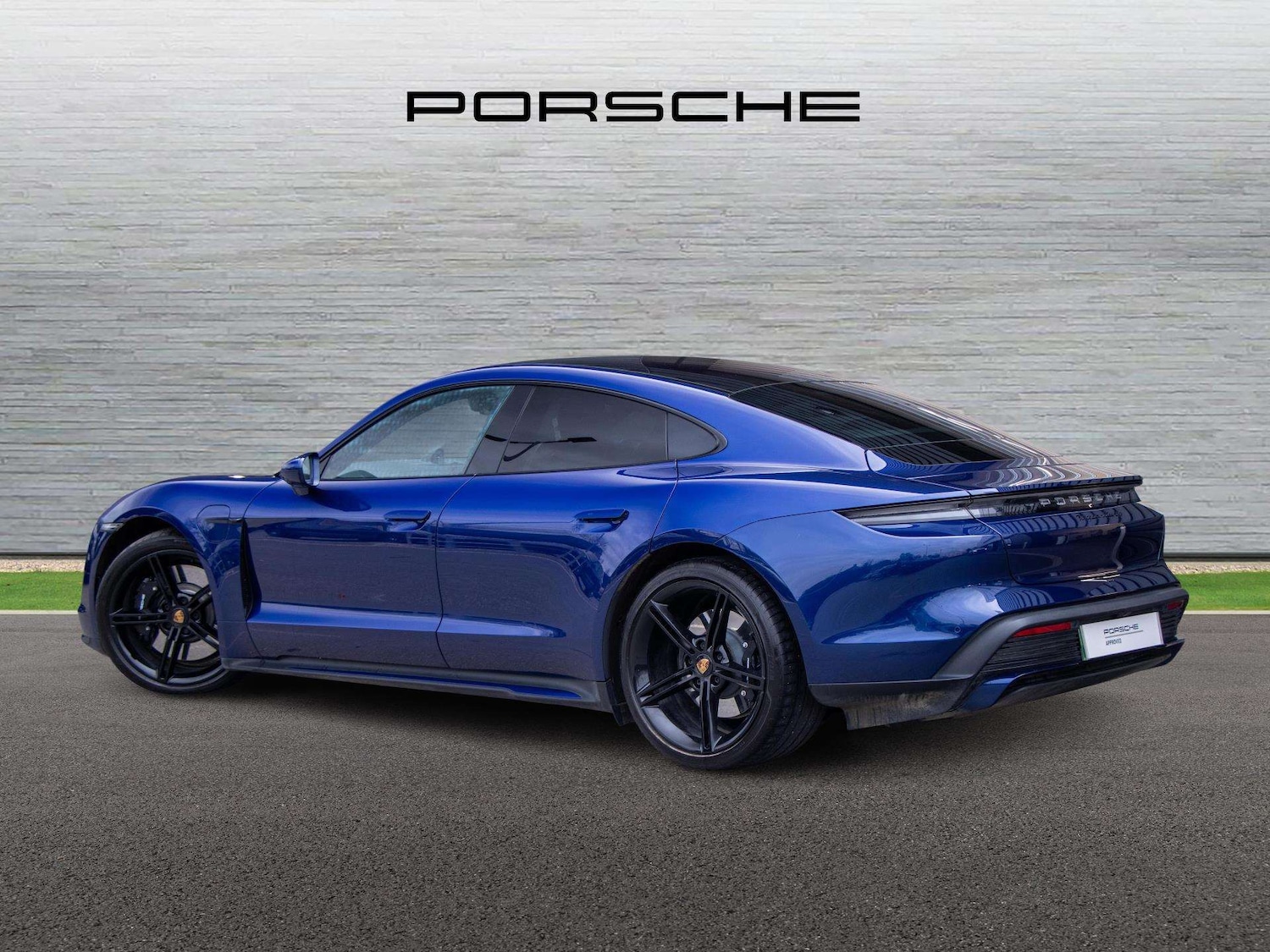 Used Porsche Taycan 2022 for sale - 78024355: Photo 8