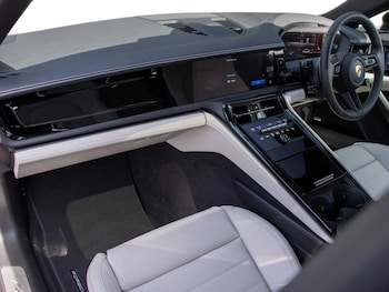 Used Porsche Panamera 2024 for sale - 75903113: Photo