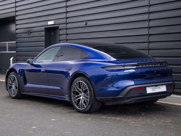 Used Porsche Taycan 2022 for sale - 76310739: Photo 20