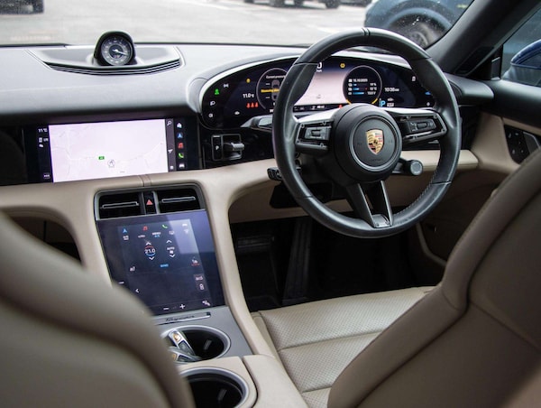 Used Porsche Taycan 2022 for sale - 76310739: Photo 26