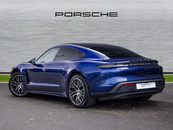 Used Porsche Taycan 2022 for sale - 76310739: Photo 2