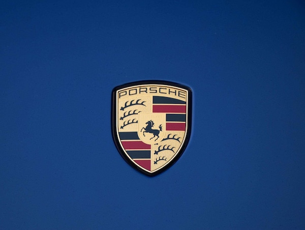 Used Porsche Taycan 2022 for sale - 76310739: Photo 30