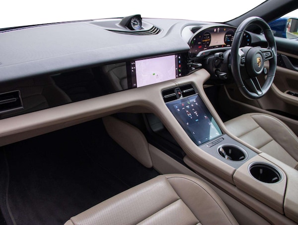 Used Porsche Taycan 2022 for sale - 76310739: Photo 9