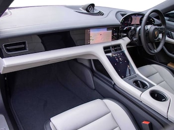 Used Porsche Taycan 2024 for sale - 73385832: Photo