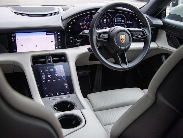 Used Porsche Taycan 2022 for sale - 76329143: Photo 28