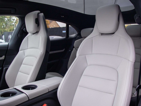 Used Porsche Taycan 2022 for sale - 76329143: Photo 31