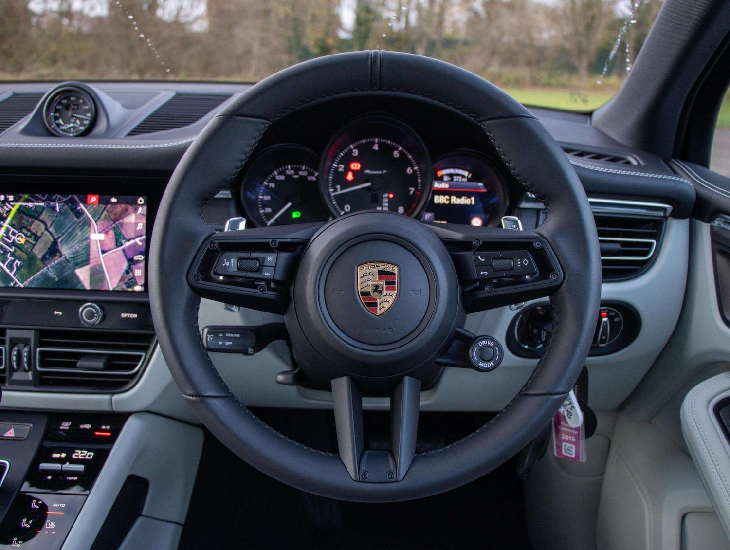 Used Porsche Macan 2025 for sale - 76916040: Photo 14