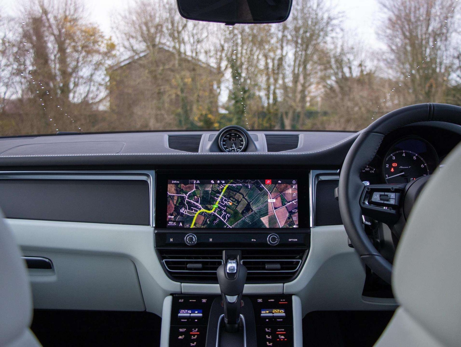 Used Porsche Macan 2025 for sale - 76916040: Photo 28