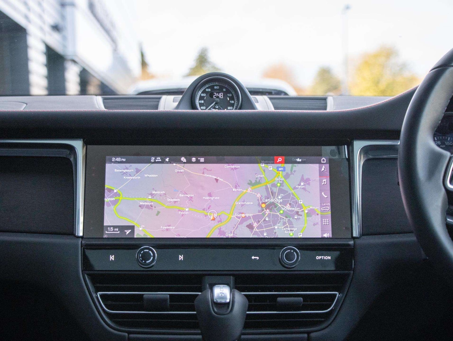 Used Porsche Macan 2025 for sale - 76938246: Photo 27