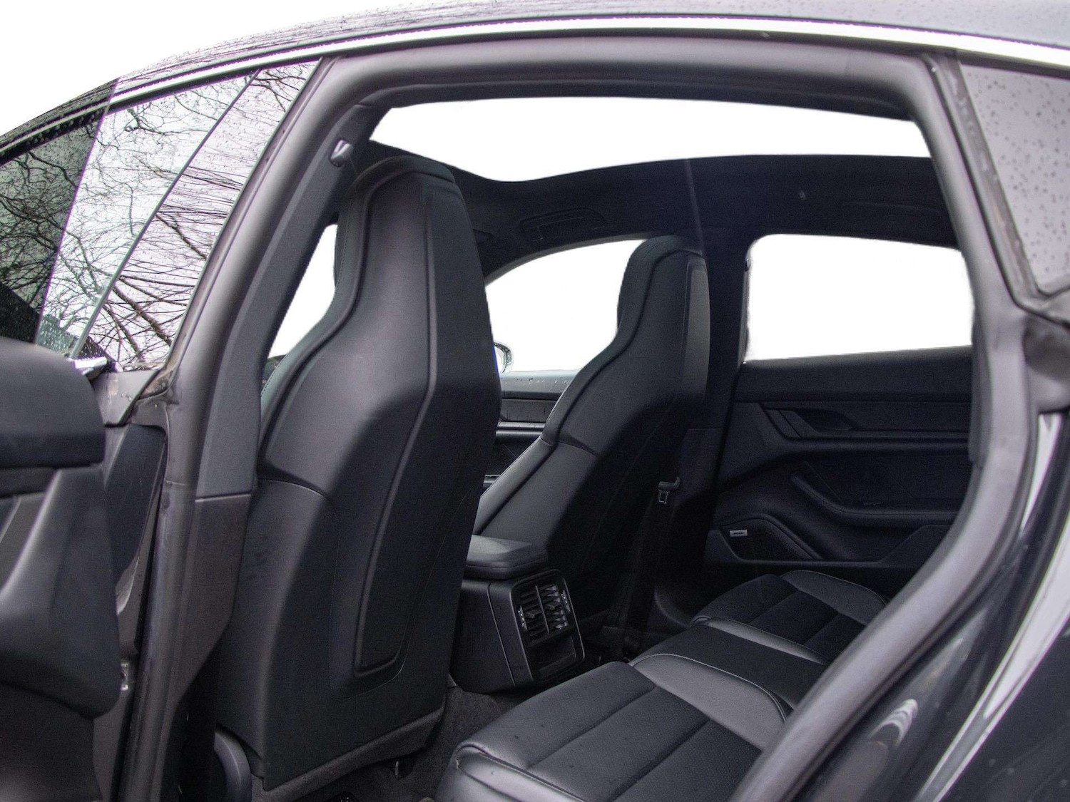 Used Porsche Taycan 2020 for sale - 77928564: Photo 23