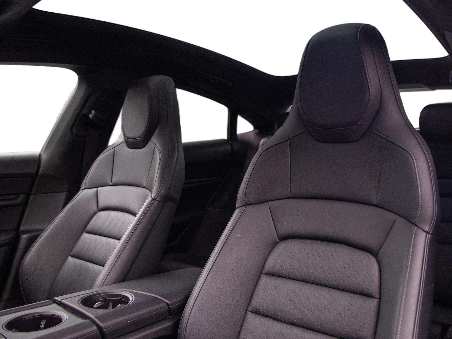 Used Porsche Taycan 2020 for sale - 77928564: Photo 25